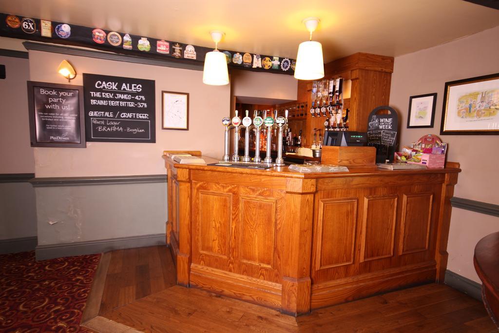 Plas Derwen Hotel Abergavenny ภายนอก รูปภาพ
